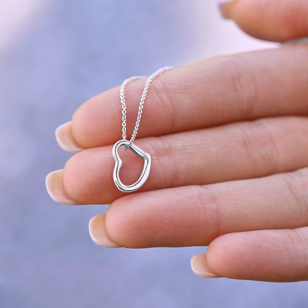Delicate Heart Necklace - Christmas Edition
